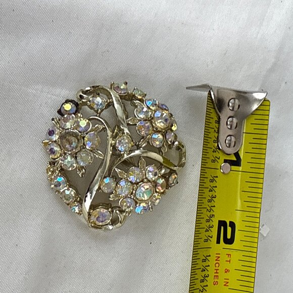 Vintage AB Rhinestone Floral Brooch Round Gold Tone 2" Sparkle Pin - Picture 6 of 6